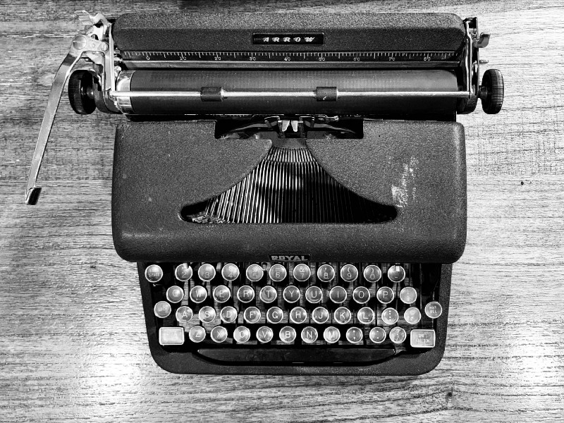 1941 Royal Arrow Typewriter
